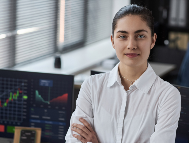 women make better investors than men sipping thoughts